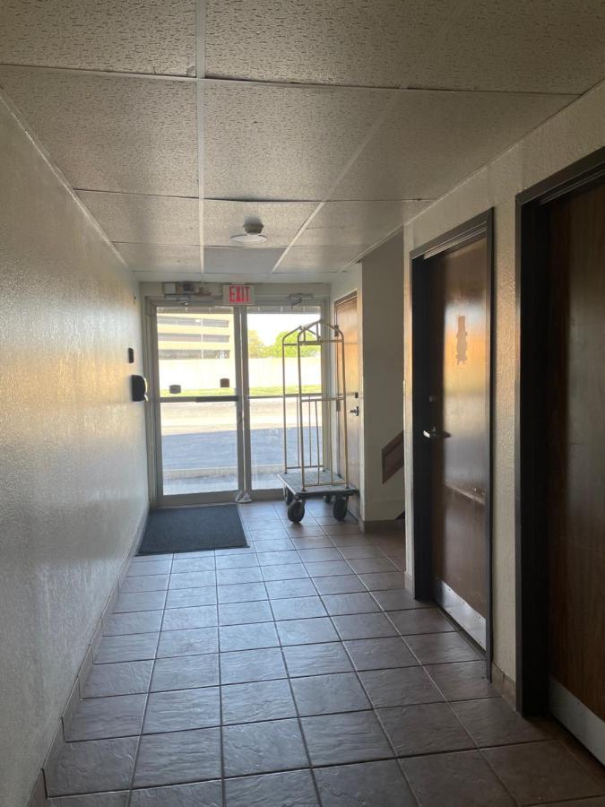 Super 8 By Wyndham Amarillo Central Tx מראה חיצוני תמונה