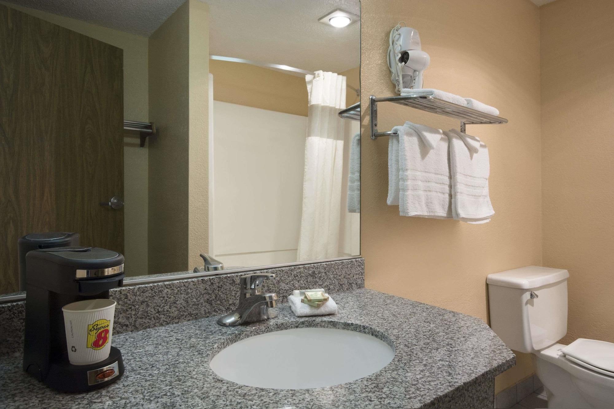 Super 8 By Wyndham Amarillo Central Tx מראה חיצוני תמונה